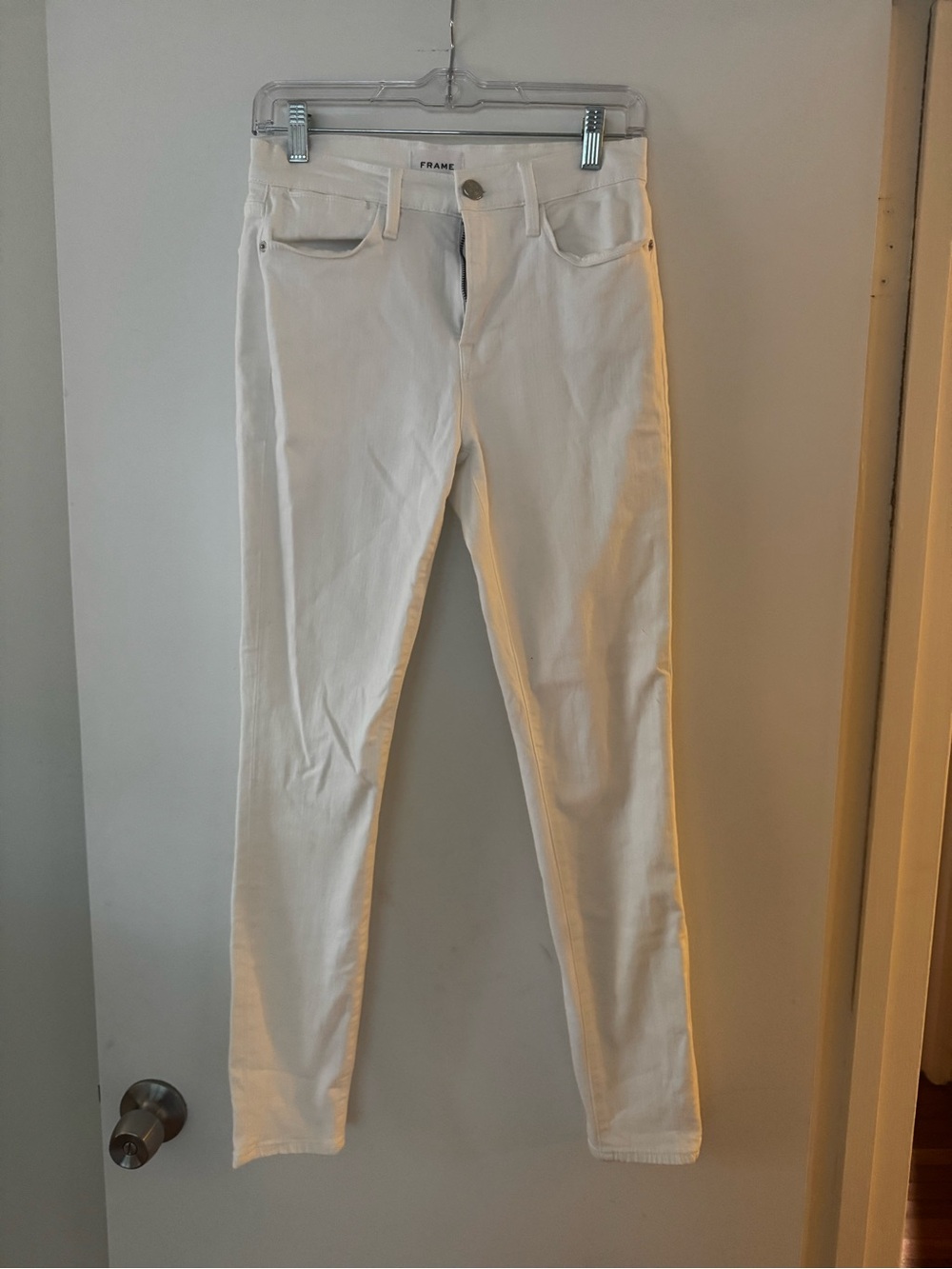 Frame Denim White Skinny Jeans - Clean Slim Cut